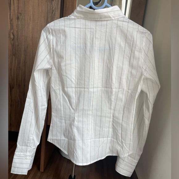 H&M white cotton poplin button down shirt •Size:XS•100%cotton•Brand new - Picture 7 of 7